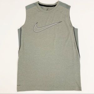 Nike Sleeveless Shirt
